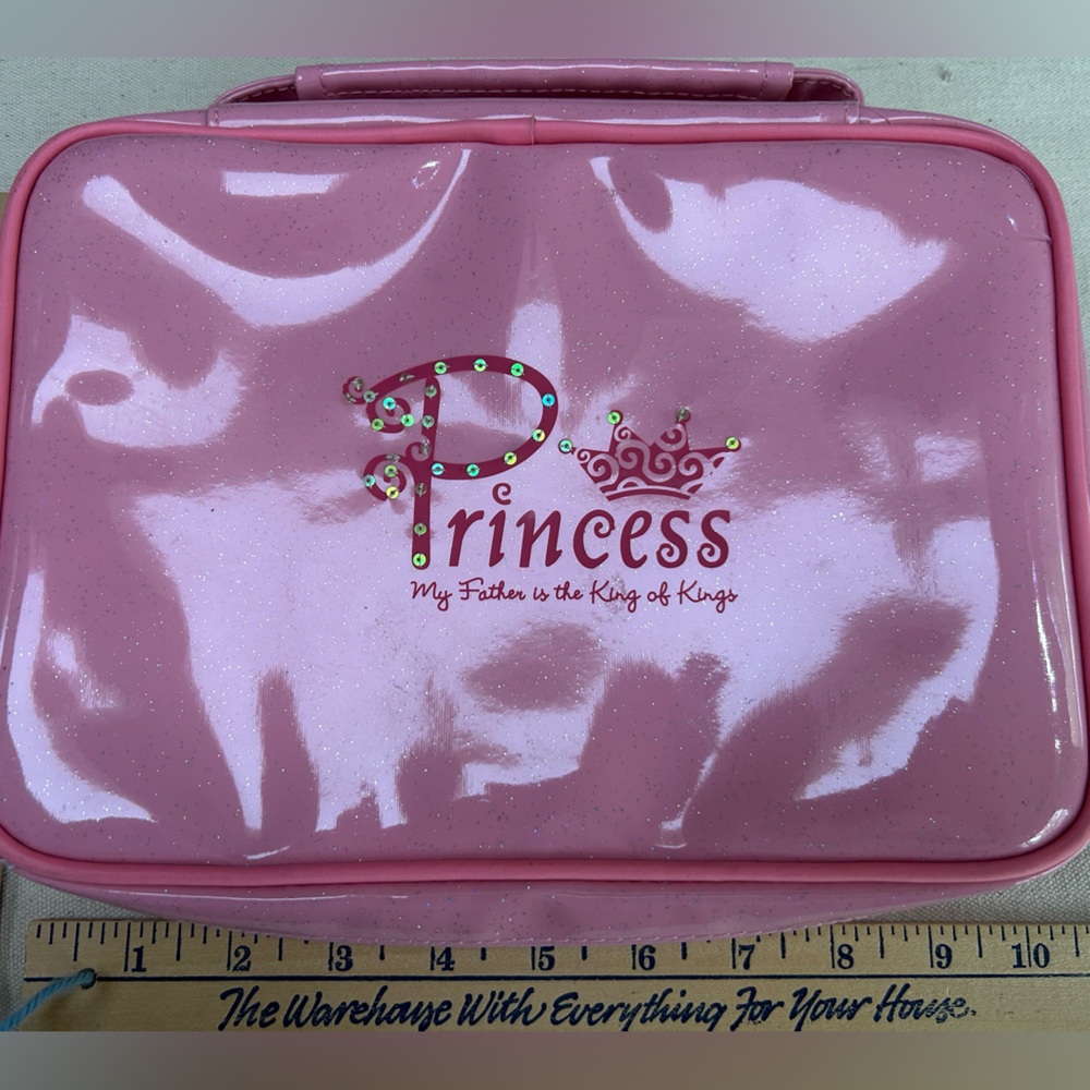 Sparkling Pink Princess Bible Carrying Case. Vinyl, zips around. Carry handle.